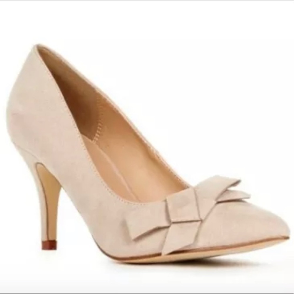 Beige Nude Classic Suede Pumps With Bow 3” Size 7